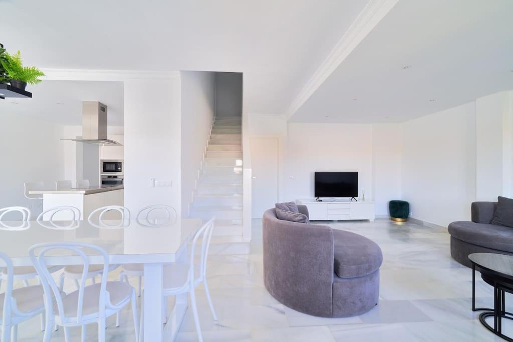 Superbe Appartement Avec Jaccuzi Marbella Kültér fotó