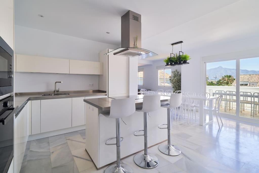 Superbe Appartement Avec Jaccuzi Marbella Kültér fotó