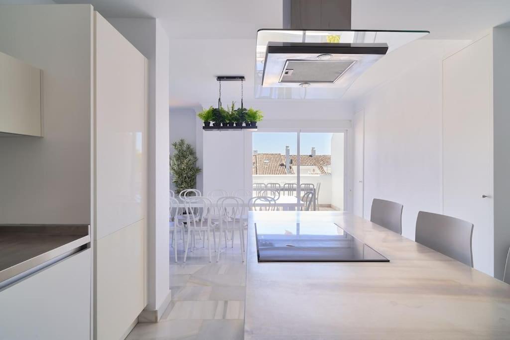 Superbe Appartement Avec Jaccuzi Marbella Kültér fotó