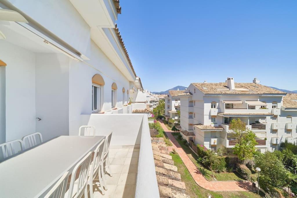 Superbe Appartement Avec Jaccuzi Marbella Kültér fotó