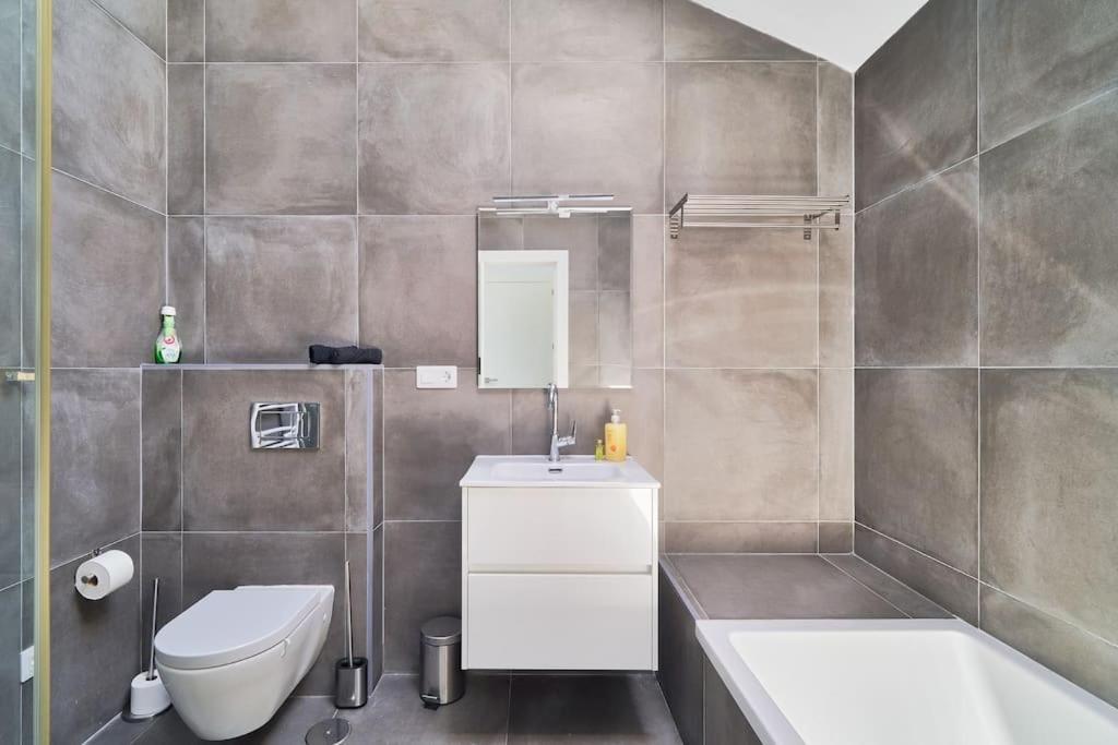 Superbe Appartement Avec Jaccuzi Marbella Kültér fotó